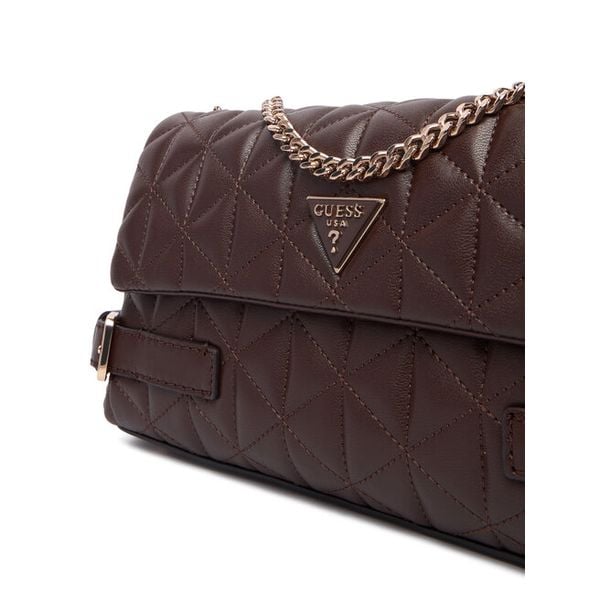 Torebka Guess. Brązowe kopertówki Guess, z aplikacjami, wizytowe, bez dodatków. Za 589.99 zł.