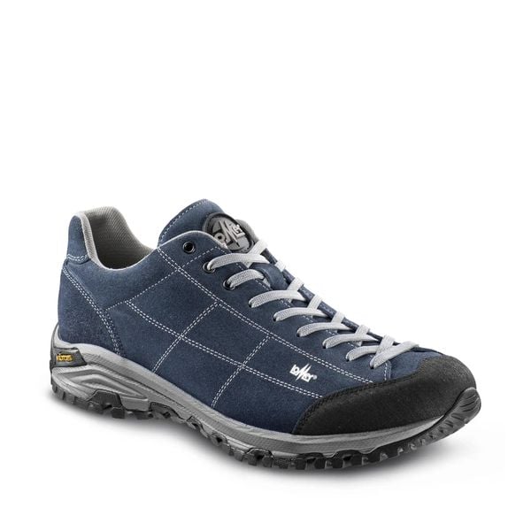 Buty do chodzenia Lomer Maipos Suede MTX. Czarne buty trekkingowe Lomer, bez zapięcia. Za 550.00 zł.