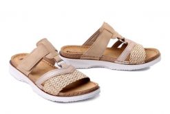 INBLU FA-07 026 piaskowy, klapki damskie. Brązowe klapki Inblu, bez wzorów, bez obcasa, bez zapięcia. Za 104.90 zł.