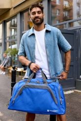 Sportowa, podróżna torba z poliestru Peterson PTN TP27-D. Torby podróżne Peterson, bez wzorów, z tkaniny. Za 84.00 zł.