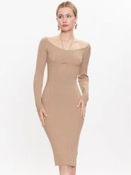 Guess Sukienka dzianinowa W3RK35 Z30L1 Beżowy Slim Fit. Brązowe sukienki Guess, l, z aplikacjami, z dzianiny, bez kołnierzyka, bez ramiączek. Za 349.99 zł.