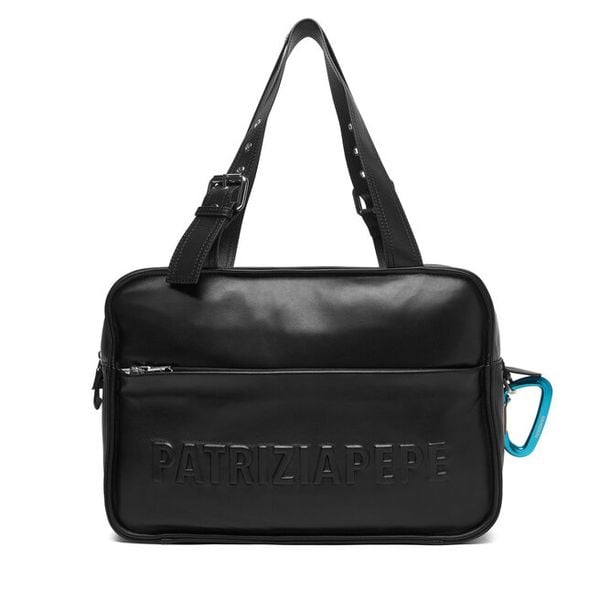 Torebka Patrizia Pepe. Czarne torebki klasyczne Patrizia Pepe, bez wzorów, klasyczne, bez dodatków. Za 1,529.00 zł.