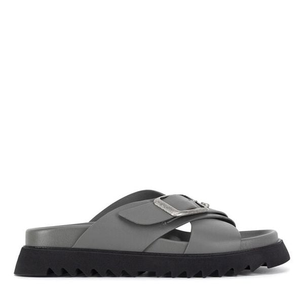 Klapki G-Star. Szare klapki G-Star, bez wzorów, retro, bez obcasa, bez zapięcia. Za 239.99 zł.
