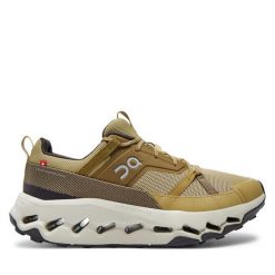 Trekkingi On. Zielone buty trekkingowe On, bez zapięcia. Za 679.99 zł.