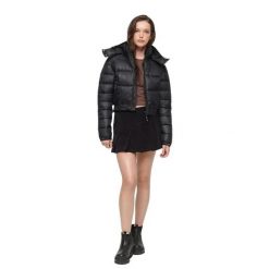 Damska krótka kurtka z kapturem Superdry Fuji. Czarne kurtki Superdry, xl, z aplikacjami, z nylonu, eleganckie, z kapturem. Za 520.10 zł.