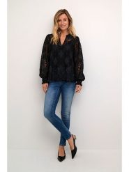 CULTURE Bluzka w kolorze czarnym rozmiar: XXL. Czarne bluzki Culture, xxl, bez wzorów, z koronki, bez kołnierzyka, bez ramiączek. Za 104.99 zł.