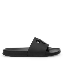 Klapki Mickey&Friends. Czarne klapki Mickey&Friends, bez wzorów, bez obcasa, bez zapięcia. Za 59.99 zł.