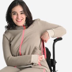 Bluza damska rozpinana Decathlon. Brązowe bluzy bez kaptura Decathlon, l, bez wzorów, z bawełny, bez kaptura. Za 69.99 zł.