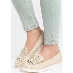 Beżowe Mokasyny Herna. Brązowe mokasyny Born2be, z aplikacjami, ze skóry. Za 49.99 zł.