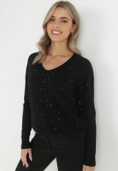 Czarny Sweter z Cyrkoniami Crashe. Czarne swetry Born2be, m, z aplikacjami, klasyczne, bez ramiączek. W wyprzedaży za 79.99 zł.