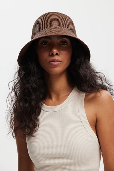 KAPELUSZ BUCKET RETRO BRĄZOWY One size - Flawless. Brązowe kapelusze Flawless, na lato, bez wzorów, eleganckie. Za 210.00 zł.