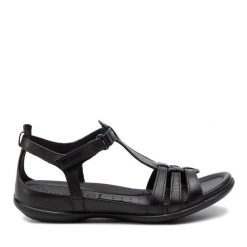 Sandały ECCO. Czarne sandały ECCO, bez wzorów, bez obcasa, na płaskiej podeszwie, bez zapięcia. Za 349.99 zł.