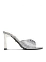 Juicy Couture Klapki CEO-259-29-06 Srebrny. Szare klapki Juicy Couture, bez wzorów, z materiału, bez obcasa, bez zapięcia. Za 249.99 zł.