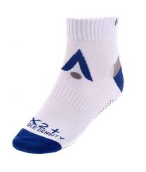Skarpety sportowe Karakal X2+ Sports Ankle Socks. Białe skarpetki KARAKAL, bez wzorów, z bawełny. Za 29.99 zł.