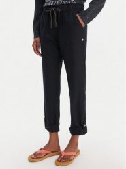 Roxy Spodnie materiałowe On The Seashore ERJNP03294 Czarny Regular Fit. Czarne spodnie materiałowe Roxy, bez wzorów, z materiału. Za 259.99 zł.