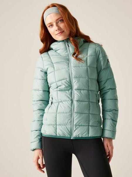 Regatta Kurtka pikowana "Asper" w kolorze miętowym rozmiar: 34. Zielone kurtki Regatta, bez wzorów, bez kaptura. Za 279.11 zł.