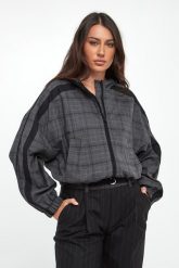 Kurtka damska z kapturem TWINSET ACTITUDE. Kurtki Twinset Milano, xl, bez wzorów, z kapturem. Za 1,129.00 zł.