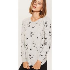 Sweter z nadrukiem all over - Jasny szar. Swetry marki DOMYOS. W wyprzedaży za 39.99 zł.