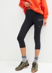 Legginsy rybaczki funkcjonalne, szybko schnące. Czarne legginsy bonprix, bez wzorów. Za 107.99 zł.
