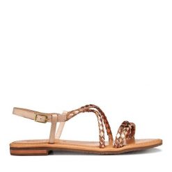 Sandały Geox. Brązowe sandały Geox, bez wzorów, bez obcasa, na płaskiej podeszwie, bez zapięcia. Za 389.99 zł.