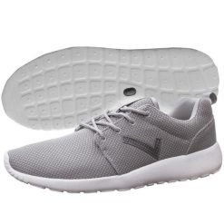 Givova buty treningowe Tau szary — rozmiar uniwersalny. Szare buty treningowe Givova, bez wzorów, bez zapięcia. Za 1,829.99 zł.