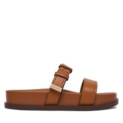 Klapki Armani Exchange. Brązowe klapki Armani Exchange, bez wzorów, bez obcasa, bez zapięcia. Za 609.99 zł.