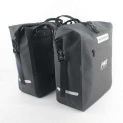 Podwójna torba rowerowa 56 litrów czarna z odblaskami wodoodporna. Czarne shopper bag PRO SPORT LIGHTS, bez wzorów, biznesowe, bez dodatków. Za 189.99 zł.