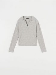 Bluzka z długimi rękawami - szary. Szare bluzki Sinsay, l, bez wzorów, prążkowane, bez kołnierzyka, bez ramiączek. Za 35.99 zł.