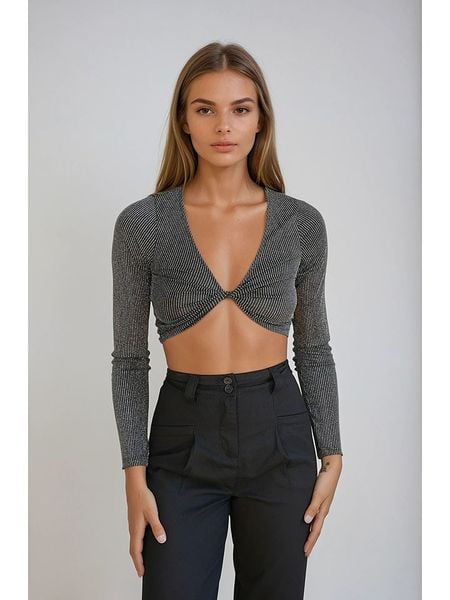 Monki Bluzka w kolorze czarnym rozmiar: XXS. Czarne bluzki Monki, xxs, bez wzorów, bez kołnierzyka, bez ramiączek. Za 43.99 zł.