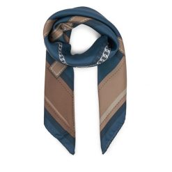 Chusta BOSS. Niebieskie chusty Boss, bez wzorów. Za 549.99 zł.