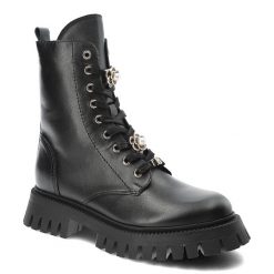 Czarne Botki Chebello Modne Obuwie Damskie Ze Skóry Naturalnej. Czarne botki CheBello, bez wzorów, z jeansu, eleganckie, bez obcasa, na obcasie, bez zapięcia. Za 499.00 zł.
