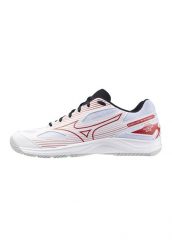 Buty halowe Mizuno Cyclone Speed 4. Białe buty do biegania Mizuno, bez wzorów, z meshu, bez zapięcia, do biegania. Za 299.99 zł.