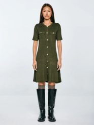 Sukienka damska mini z wiskozy z ozdobnymi guzikami khaki Dilara 303. Zielone sukienki BIG STAR, do pracy, l, bez wzorów, z dzianiny, biznesowe, bez kołnierzyka, bez ramiączek, mini. Za 179.99 zł.