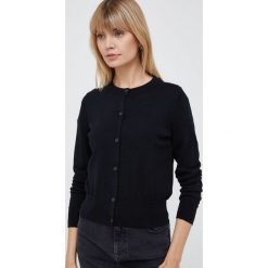 GAP kardigan wełniany damski kolor czarny lekki. Czarne swetry GAP, l, bez wzorów, z dzianiny, bez ramiączek. Za 279.99 zł.