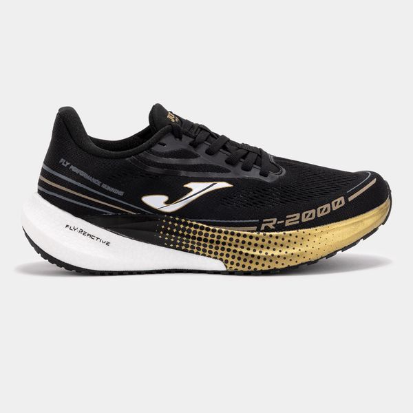 Buty do biegania Joma R.2000 black/gold. Czarne buty do biegania Joma, bez wzorów, z materiału, bez zapięcia, do biegania. Za 589.99 zł.