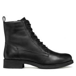 Botki Geox. Czarne botki Geox, bez wzorów, bez obcasa, na płaskiej podeszwie, bez zapięcia. Za 399.99 zł.
