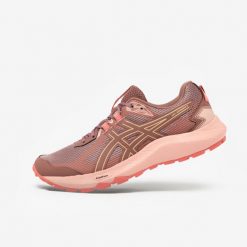 Buty do biegania w terenie damskie ASICS Gel Kanaku 6. Czerwone buty do biegania ASICS, bez wzorów, z meshu, bez zapięcia, do biegania. W wyprzedaży za 299.99 zł.