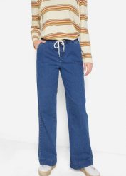 Dżinsy ze stretchem Wide Leg, mid waist. Niebieskie jeansy bonprix, bez wzorów, z jeansu. Za 99.99 zł.