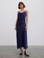 BGN Sukienka w kolorze granatowym rozmiar: 40. Niebieskie sukienki BGN, na imprezę, bez wzorów, bez kołnierzyka, bez ramiączek, maxi. Za 167.28 zł.