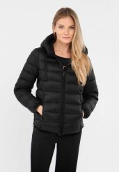 Pikowana kurtka J-NORDIC. Czarne kurtki przejściowe sportowe Volcano, na zimę, plus size, bez wzorów, z materiału, bez kaptura. Za 299.99 zł.