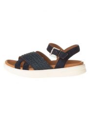 Geox Sandały w kolorze granatowym rozmiar: 38. Niebieskie sandały Geox, bez wzorów, z materiału, bez obcasa, na koturnie, bez zapięcia. Za 234.95 zł.