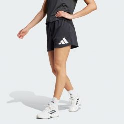 Szorty Train Essentials Big Logo. Czarne szorty sportowe adidas, bez wzorów, na fitness i siłownię. Za 157.00 zł.