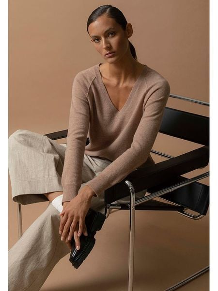 Perfect Cashmere Kaszmirowy sweter "Penelope" w kolorze beżowym rozmiar: S. Brązowe swetry Perfect Cashmere, s, bez wzorów, z kaszmiru, bez ramiączek. Za 347.99 zł.
