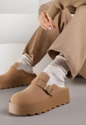 Beżowe Niskie Śniegowce na Grubej Podeszwie Zdobione Sprzączką Vetiare. Brązowe śniegowce Born2be, z aplikacjami, z dzianiny, bez zapięcia. Za 119.99 zł.