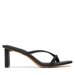Klapki Aldo. Czarne klapki Aldo, bez wzorów, bez obcasa, bez zapięcia. Za 299.99 zł.