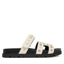 Klapki Guess. Klapki Guess, z aplikacjami, bez obcasa, bez zapięcia. Za 459.99 zł.