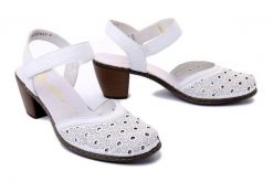 RIEKER 40991-80 white, sandały damskie. Białe sandały Rieker, bez wzorów, z gumy, bez obcasa, na obcasie, bez zapięcia. Za 289.90 zł.