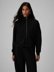 4F Bluza dresowa loose bez kaptura damska - czarna S. Czarne bluzy bez kaptura 4f, s, bez wzorów, z dresówki, bez kaptura, trekkingowe. Za 169.99 zł.