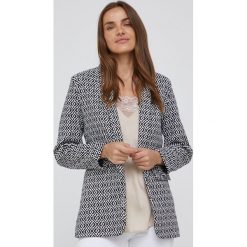Answear Lab marynarka kolor czarny niezapinana wzorzysta. Czarne marynarki i żakiety Answear Lab, l, bez wzorów, z dzianiny, klasyczne, bez ramiączek. Za 199.99 zł.