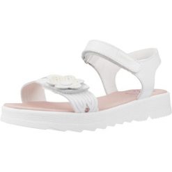 Sandały PABLOSKY 431400P Biały. Białe sandały Pablosky, bez wzorów, ze skóry, sportowe, bez obcasa, bez zapięcia. Za 209.99 zł.